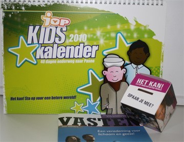 vasten: kids kalender _spaarbox + vasten boekje close-up