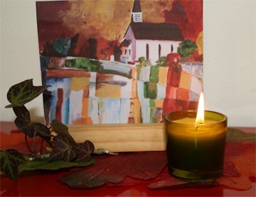 kerk en lichtje in herfstsfeer
