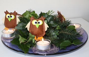 KinD-Adventsbord-met-vier-uiltjes- KinD-Adventsbord-met-vier-uiltjes-
