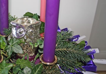 KinD-adventskrans-detail-uitltje-in-het-midden-