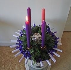 KinD-adventskrans-met-verhalenkrans-geheel- KinD-adventskrans-met-verhalenkrans-geheel-