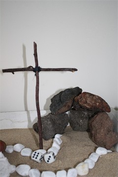 De weg van Jezus Goede vrijdag, kruis + graf