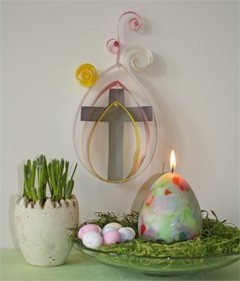 kijktafel als nieuw, kruis/ei + eieren, lente