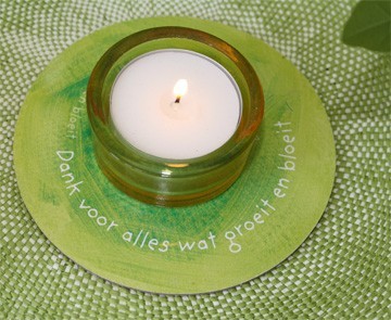 onderzetter detail kijkt BK Dank voor alles wat groeit en bloeit onderzetter detail kijkt BK Dank voor alles wat groeit en bloeit